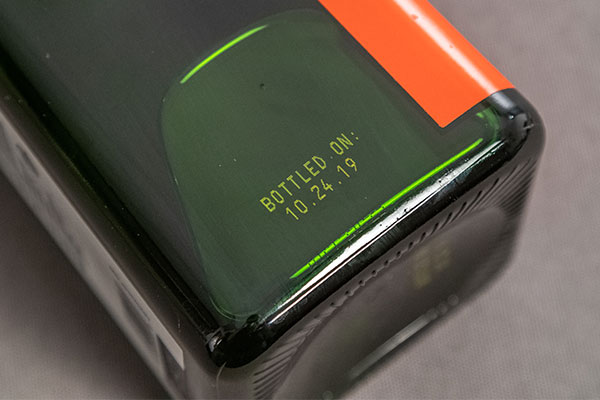 printing yellow ink on dark bottle